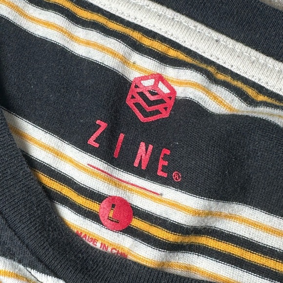 Zine Stripped Shirt - Picture 3 of 3